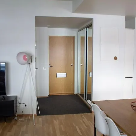 شقة In Konepaja With Private Sauna And A Large Balcony هلسنكي